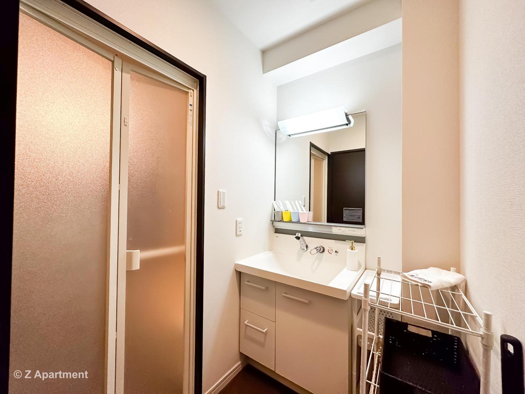 Z Ment 大阪通天閣玩具街旅居 Apartemen Osaka